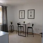 Διαμέρισμα Skanderbeg Square App - The Nest